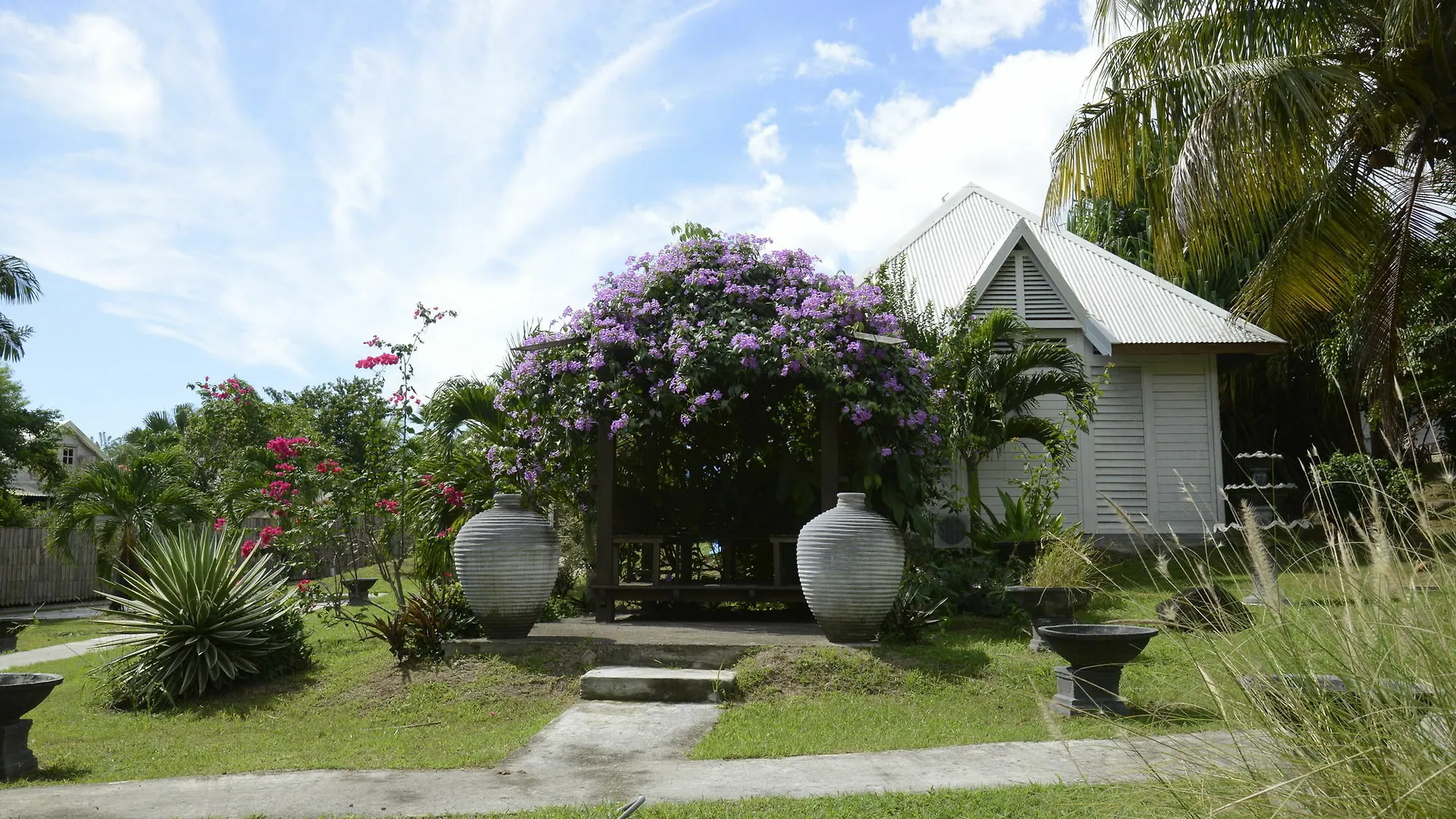 Domaine De La Palmeraie - Villas Lodge 勒迪亚芒 0*,  马提尼克